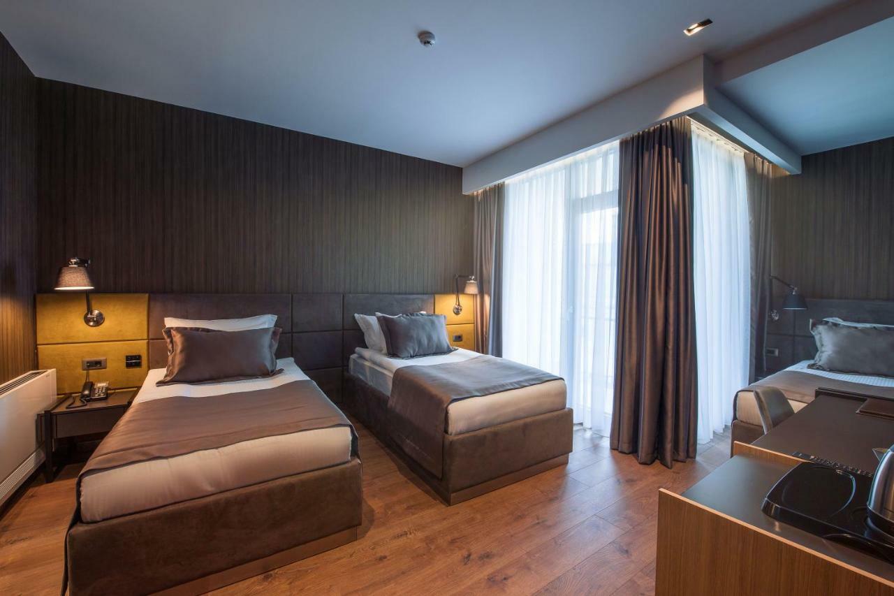 Seraphine Plaza เปเย ภายนอก รูปภาพ