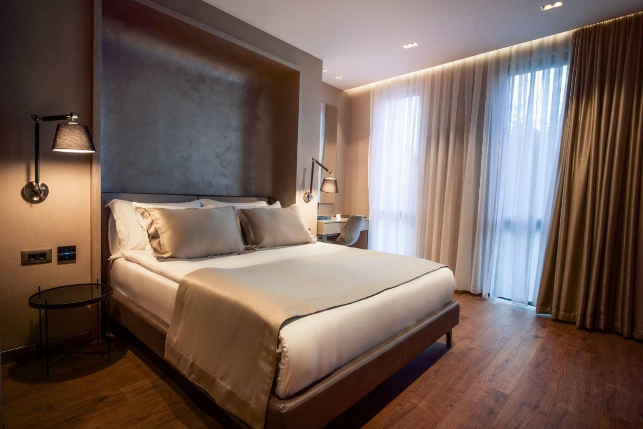 Seraphine Plaza เปเย ภายนอก รูปภาพ